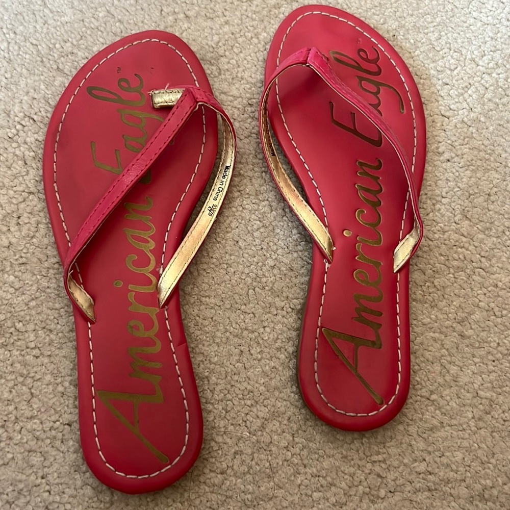 Pink American Eagle flip flops